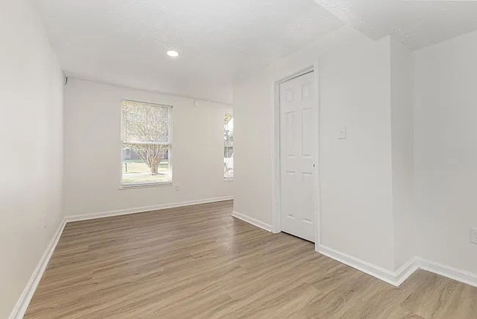 Charlotte House: 8915 Touchstone Ln