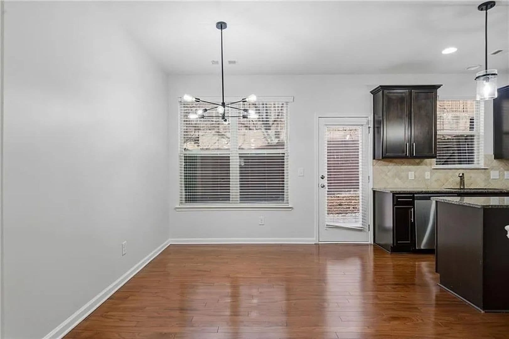 Lilburn House: 1697 Paxton Dr SW