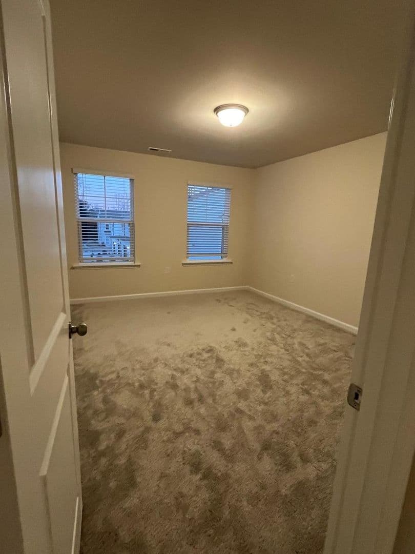 Raleigh House: 5600 Preveza Pl