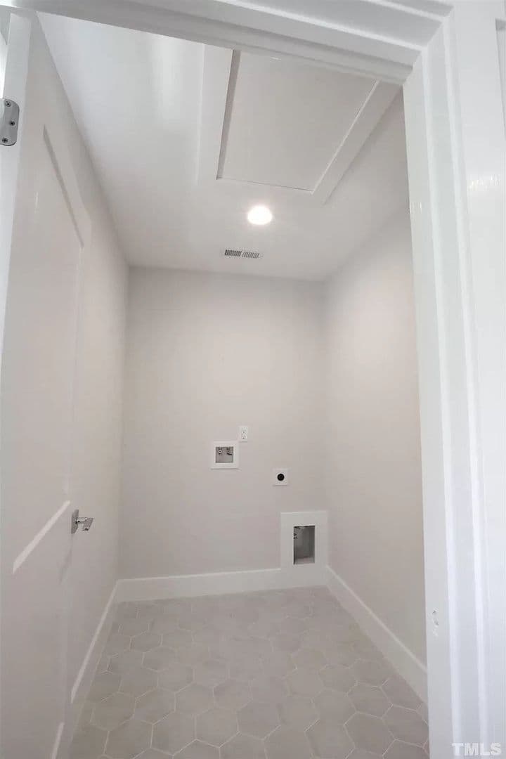 Durham House: 1907 Edgerton Dr