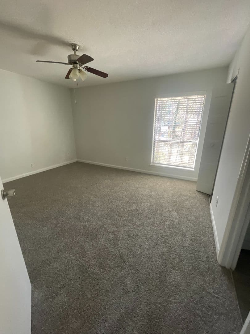 Dunwoody House: 6701 Winterbrook Ct NW