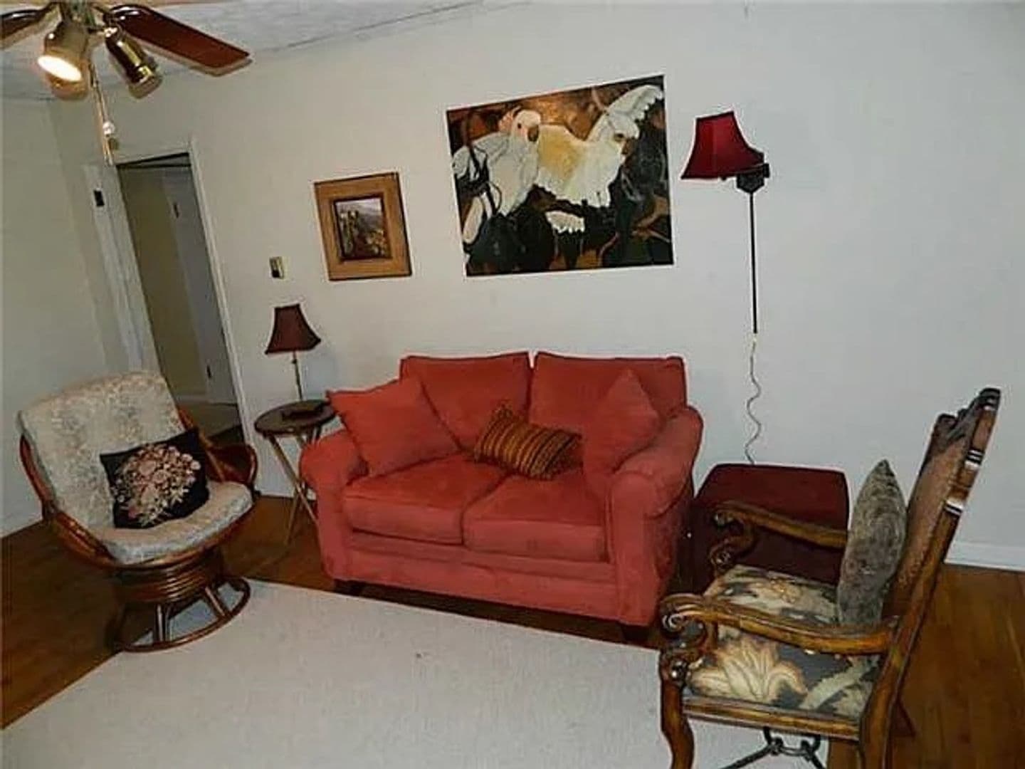 Villa Rica House: 14461 Veterans Memorial Highway