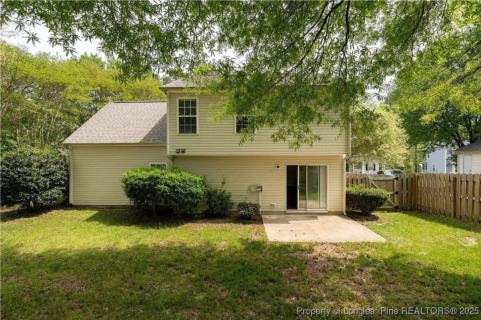 Durham House: 421 Feldspar Way
