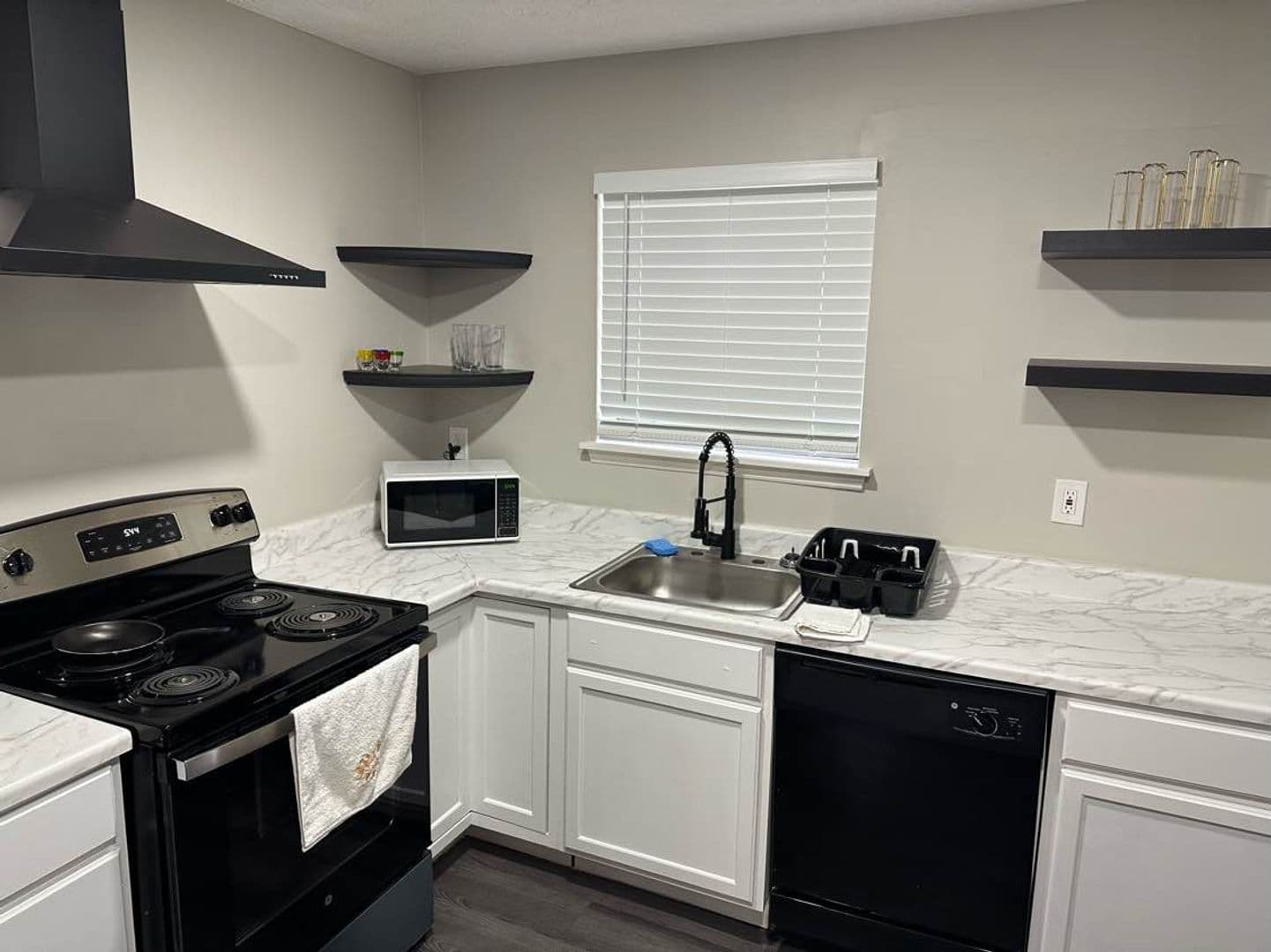Decatur House: 3490 Newberry Trail
