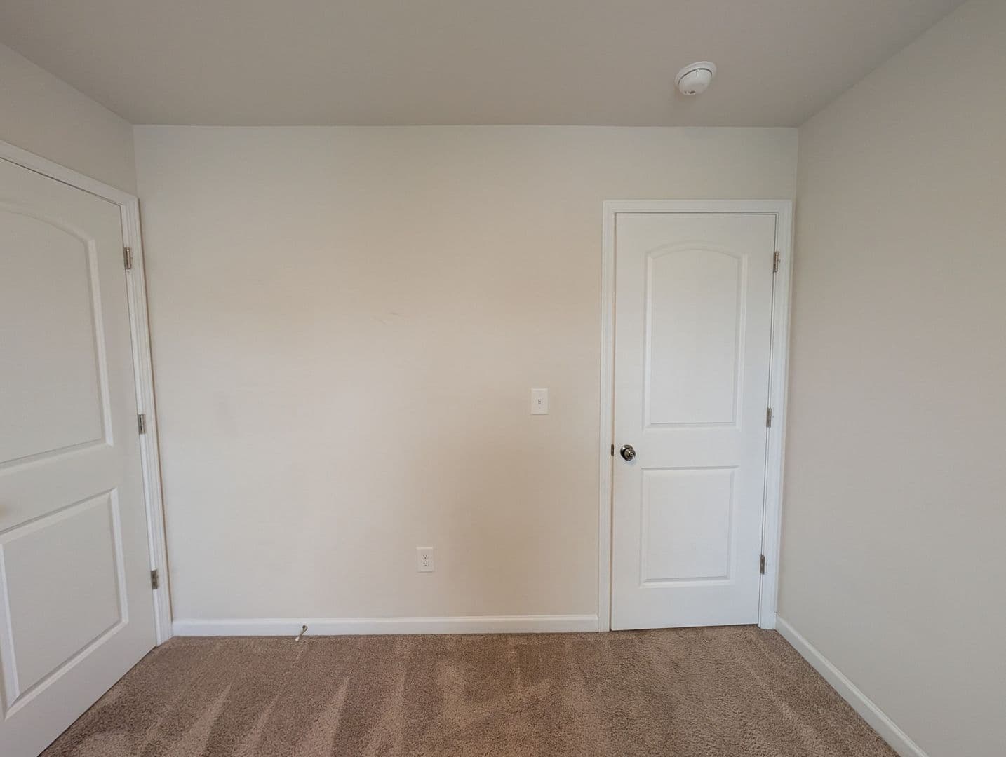 Monroe House: 3030 Eastcott Ave