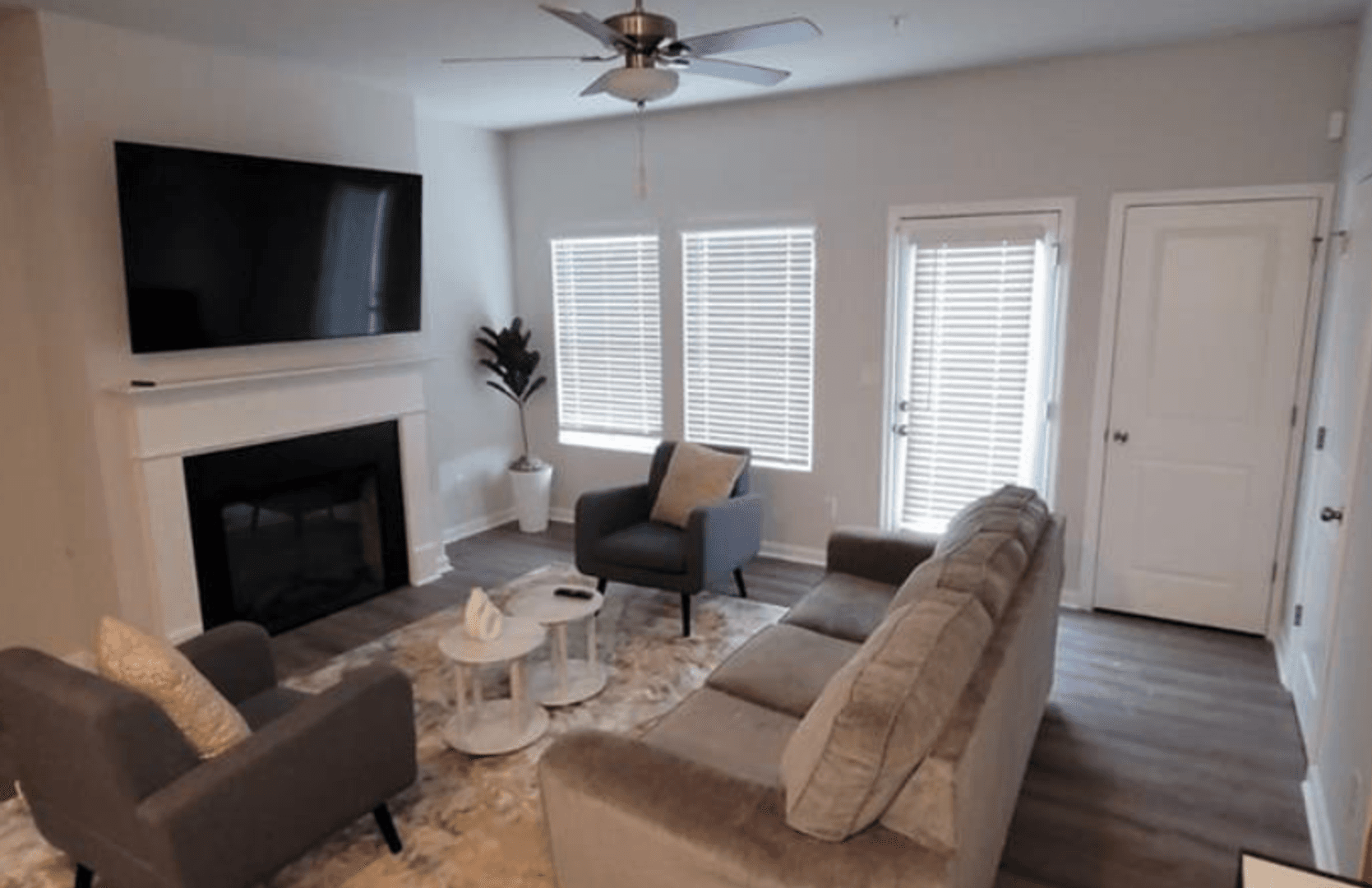 Union City House: 4333 Shafer Ct