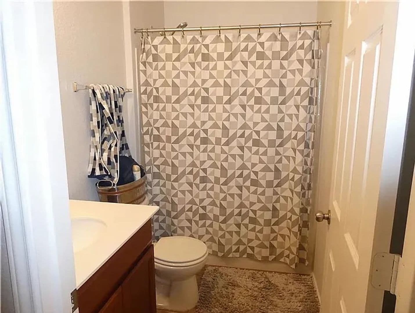Austin House: 6920 Longford Trail