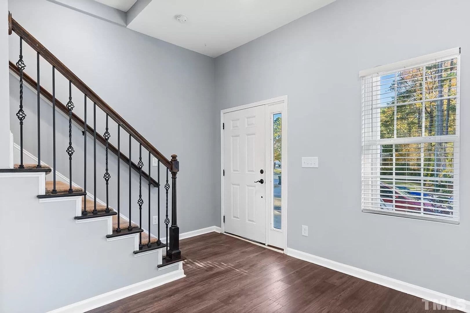 Raleigh House: 129 #102 Pineland Cir