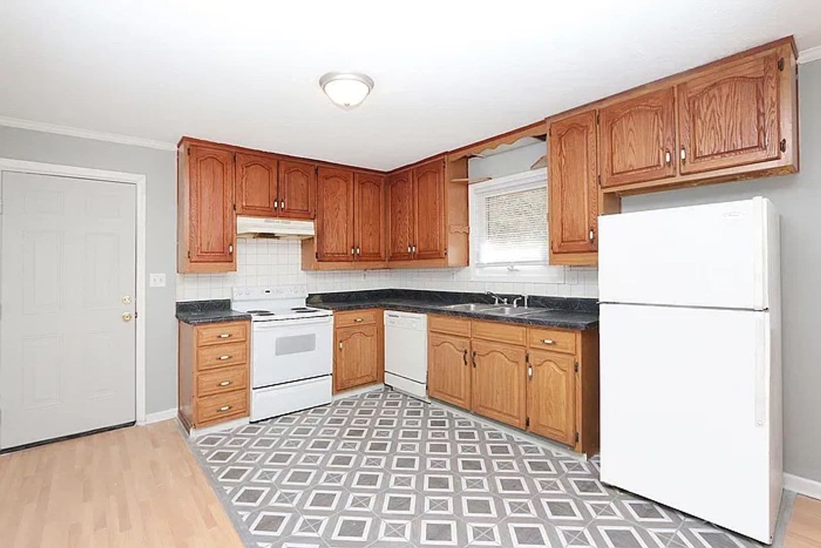 College Park House: 3650 Leisure Ln