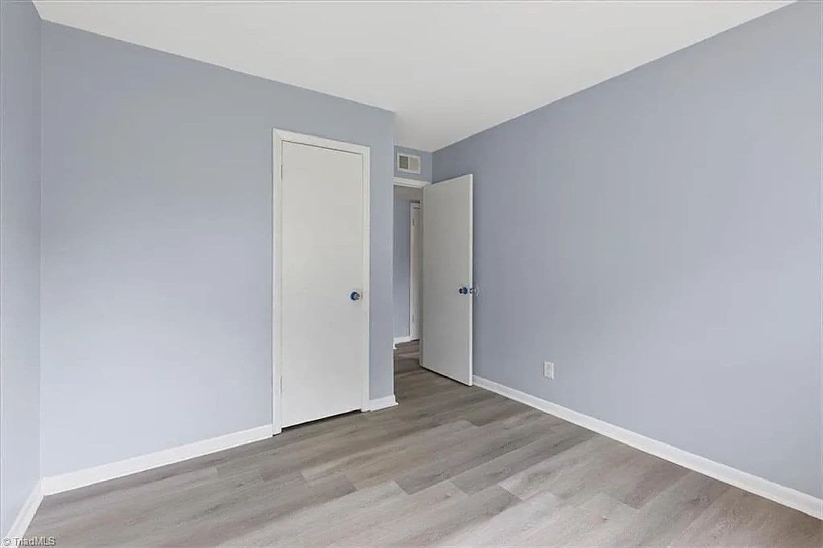 Greensboro House: 2819