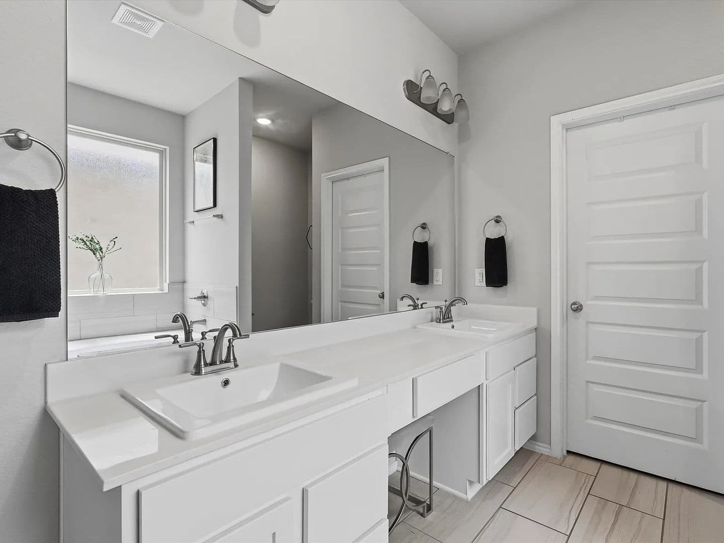 Denton House: 3512 Harbour Mist Trail