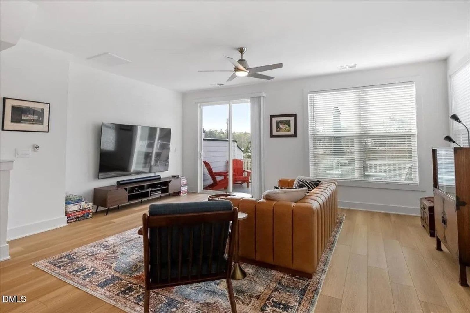 Knightdale House: 522 Billingshurst Wy