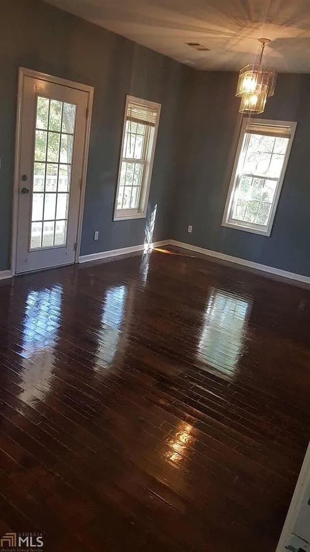 Atlanta House: 854 Ridge Ave NW
