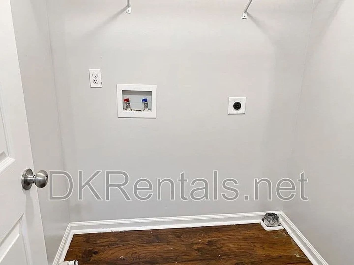 East Point House: 4416 Stone Gate Way