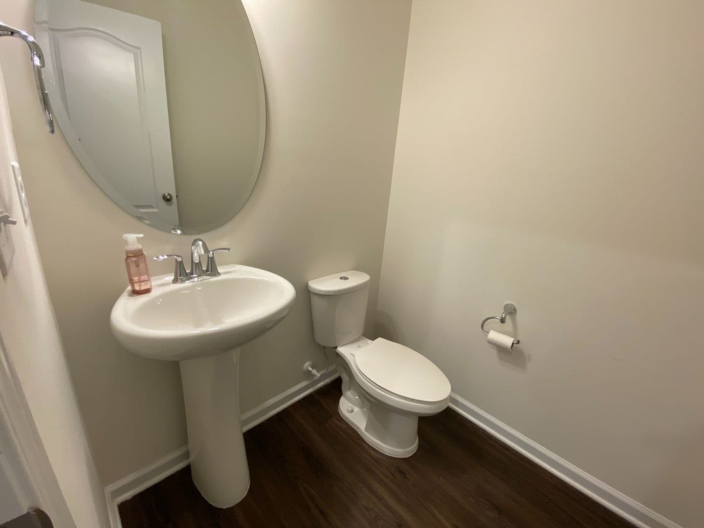 Cary House: 4117 Mahal Ave