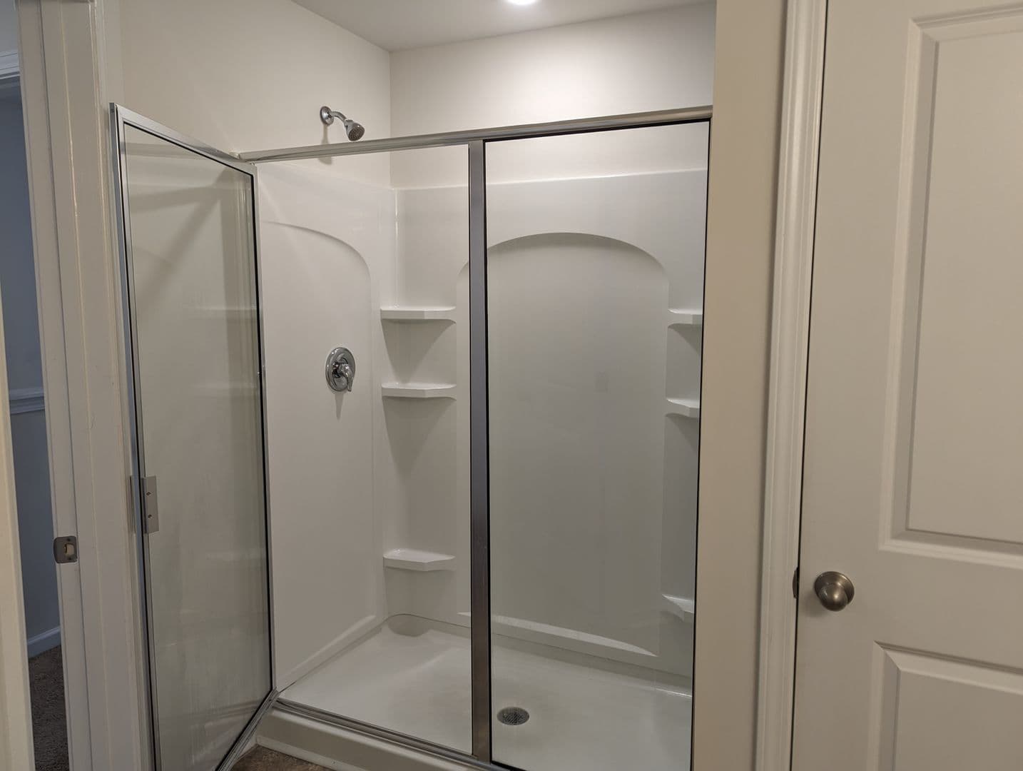 Charlotte House: 6103 Guildford Hill Ln