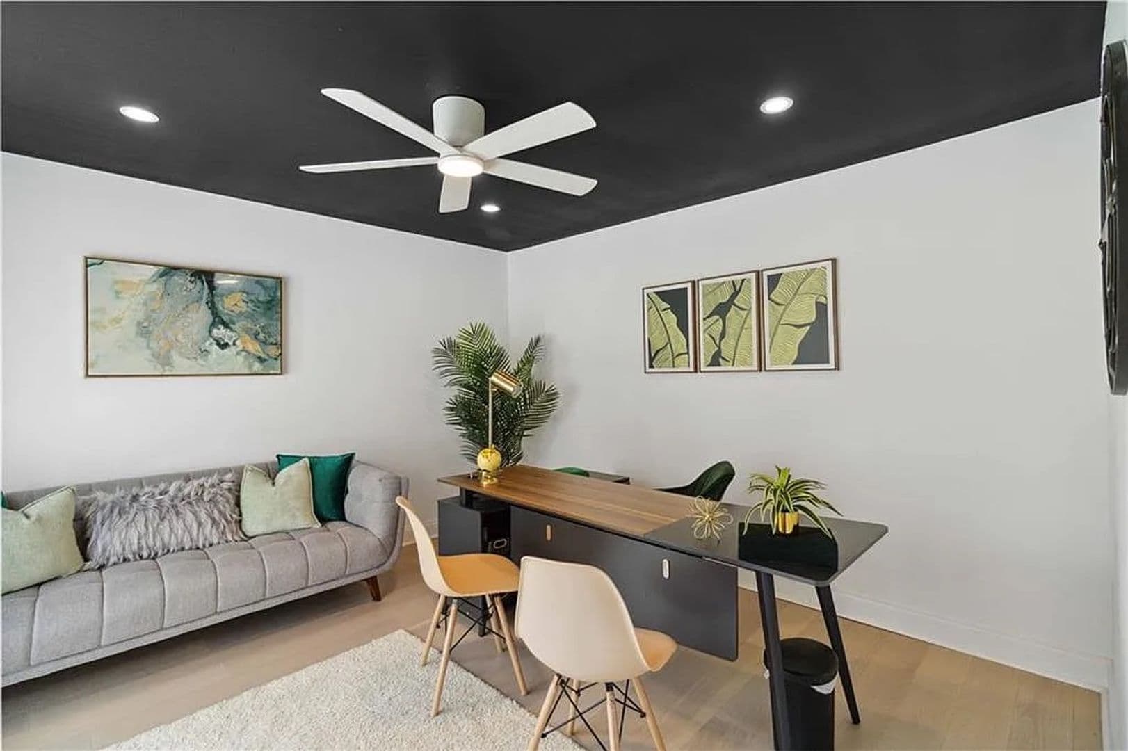 Duluth House: 4909 Glenwhite Dr