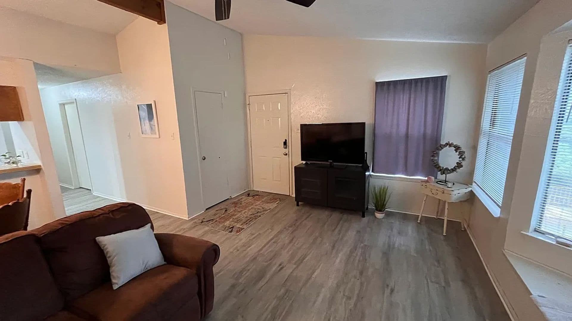Austin House: 5307 Indio Dr