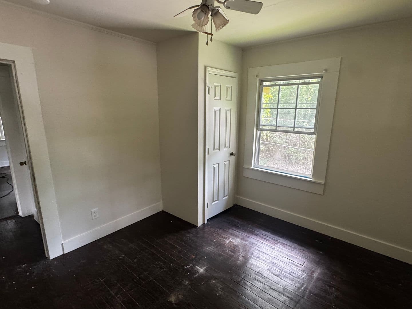 Atlanta House: 1297 Bolton Rd NW