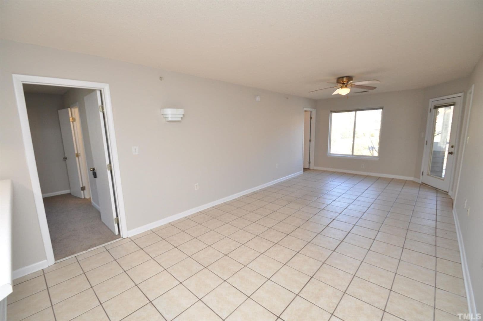 Raleigh House: 1331 #302 Crab Orchard Dr