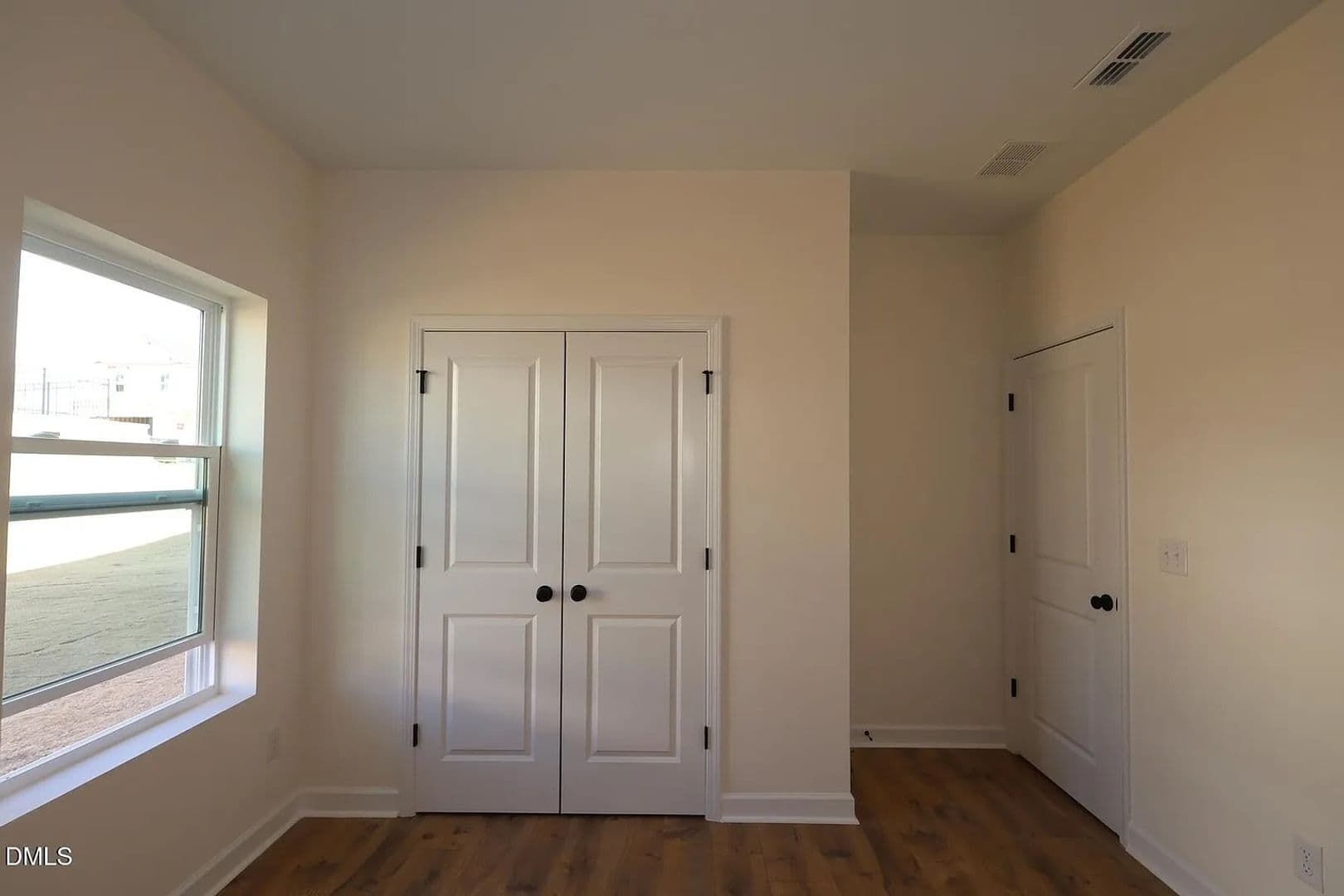 Raleigh House: 1321 Dimaggio Dr