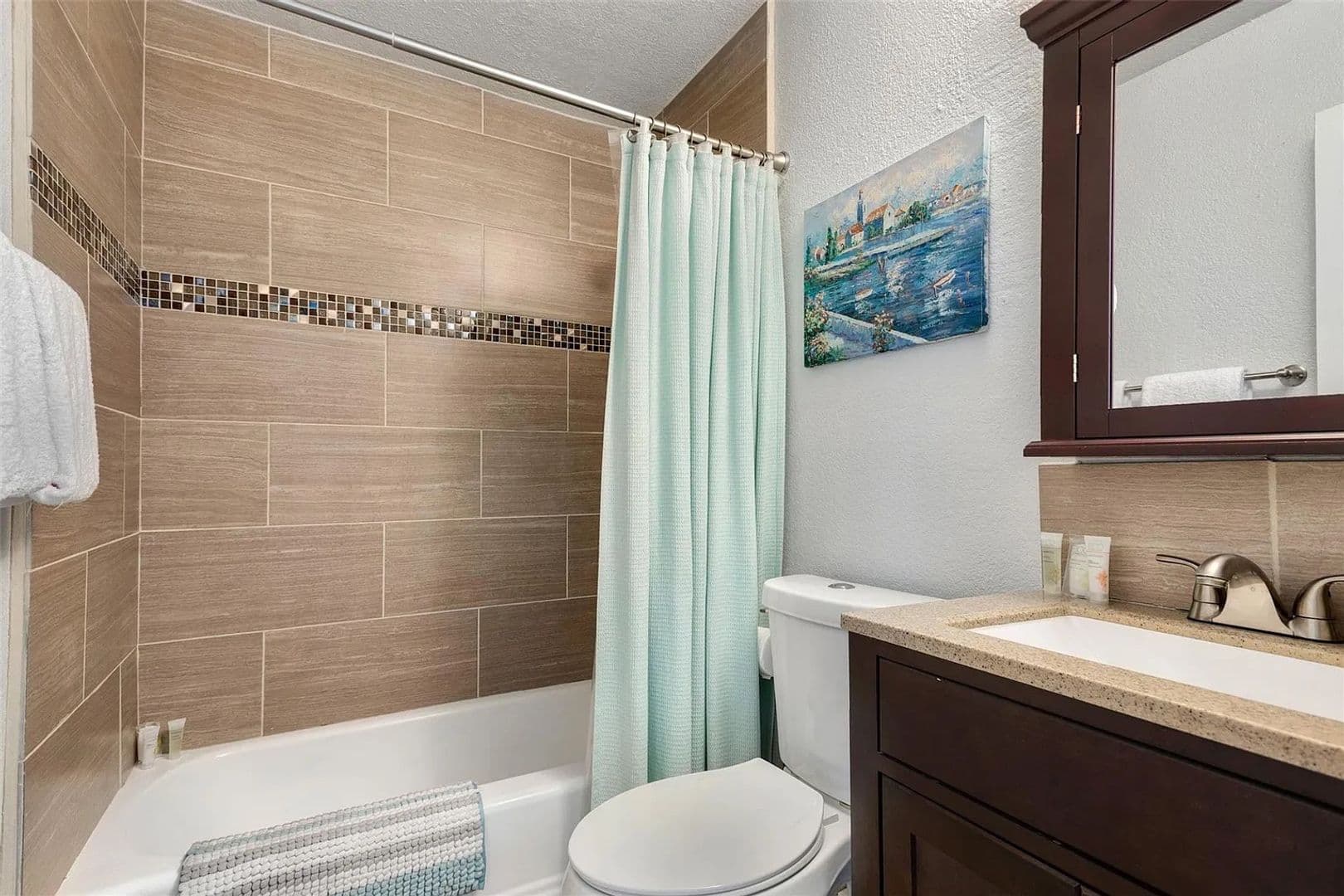 Austin House: 2401 Manor Rd