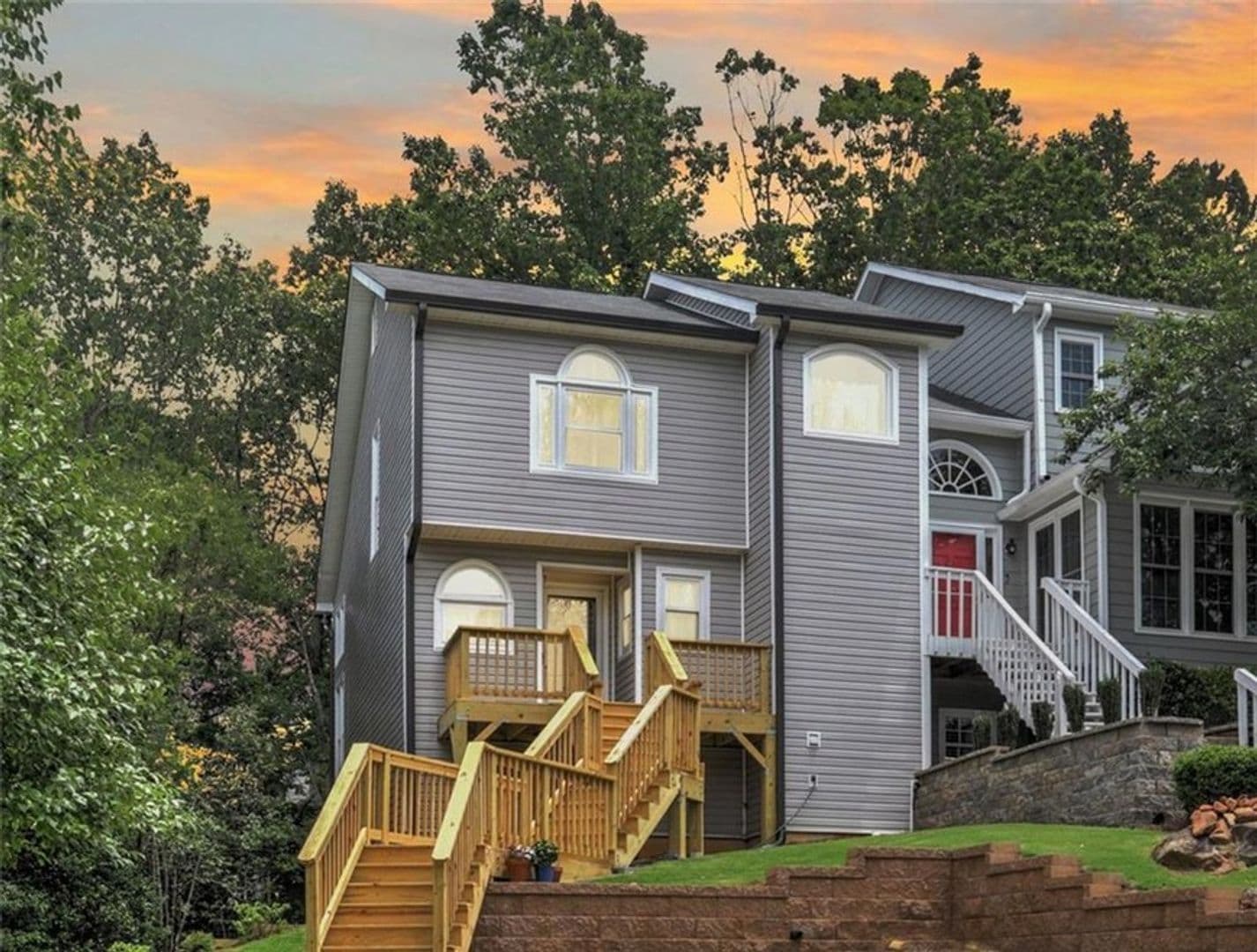 Marietta House: 906 Mill Stone Dr
