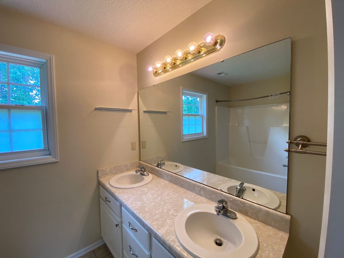 Raleigh House: 1305 Ujamaa Dr