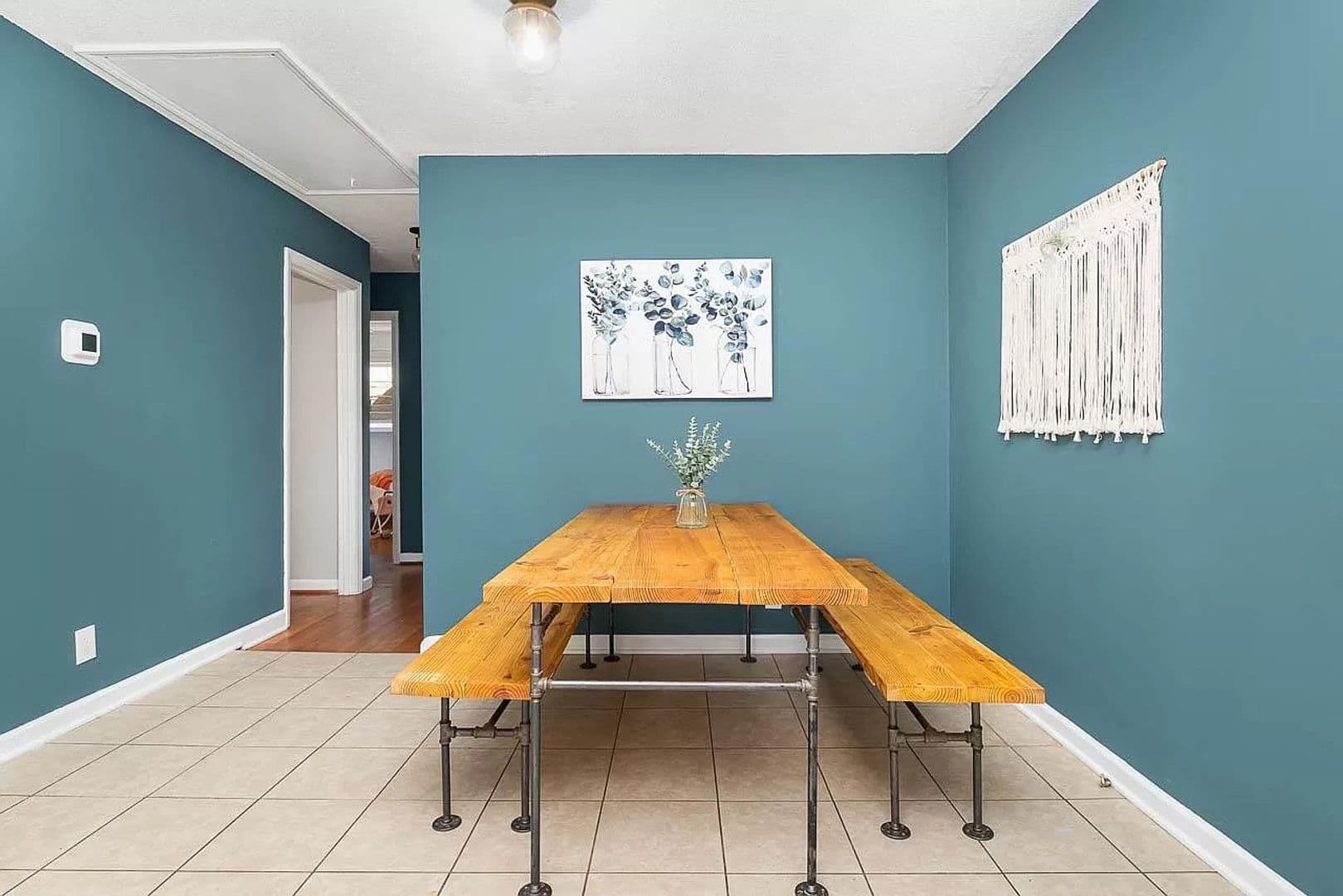 Durham House: 123 Archdale Dr
