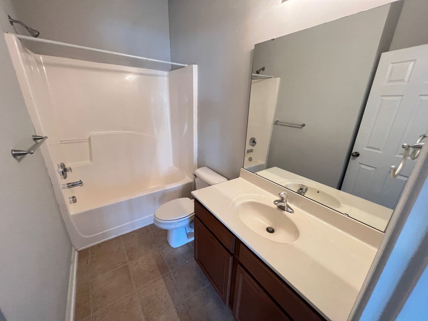 Cary House: 215 Dove Cottage Ln