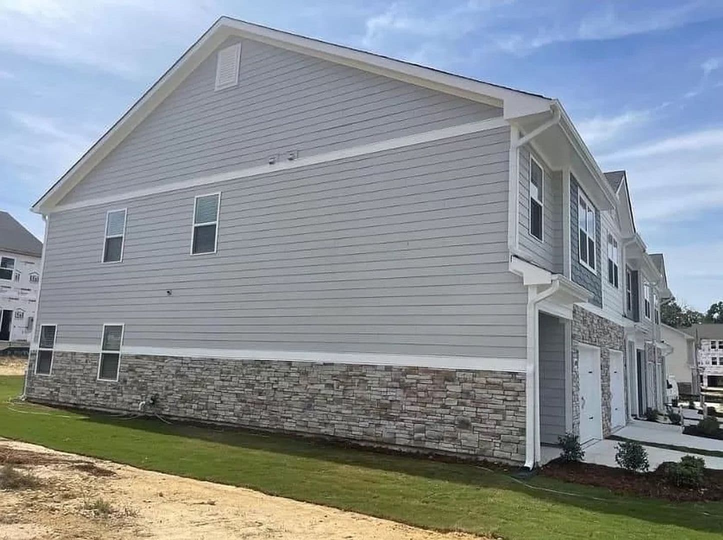 Raleigh House: 6906 Thalweg Dr