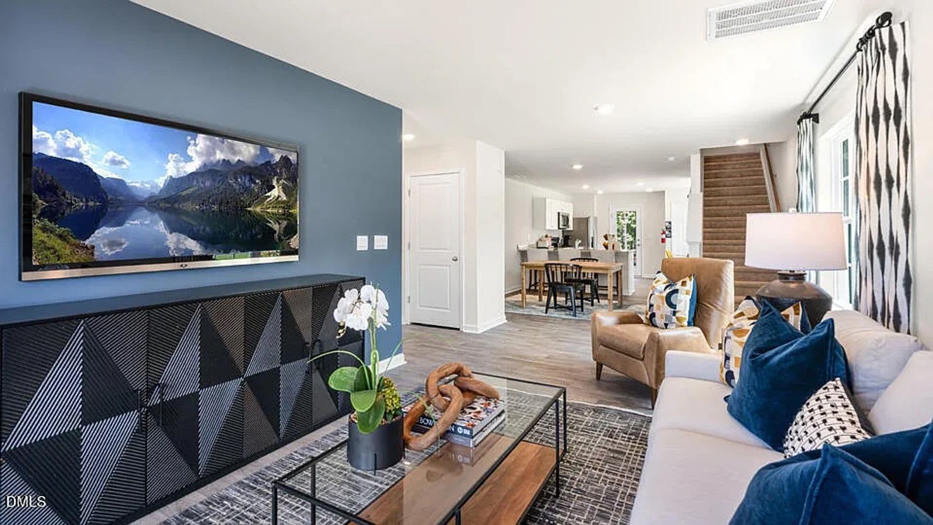 Raleigh House: 8510 Beckett Chase Wy