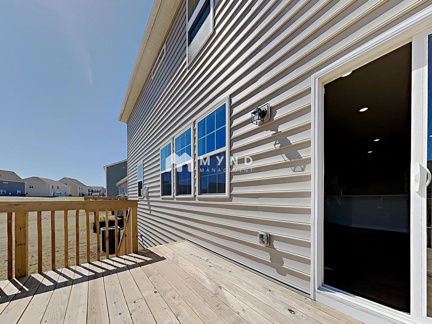 Charlotte House: 15100 Moulin Ct Dr