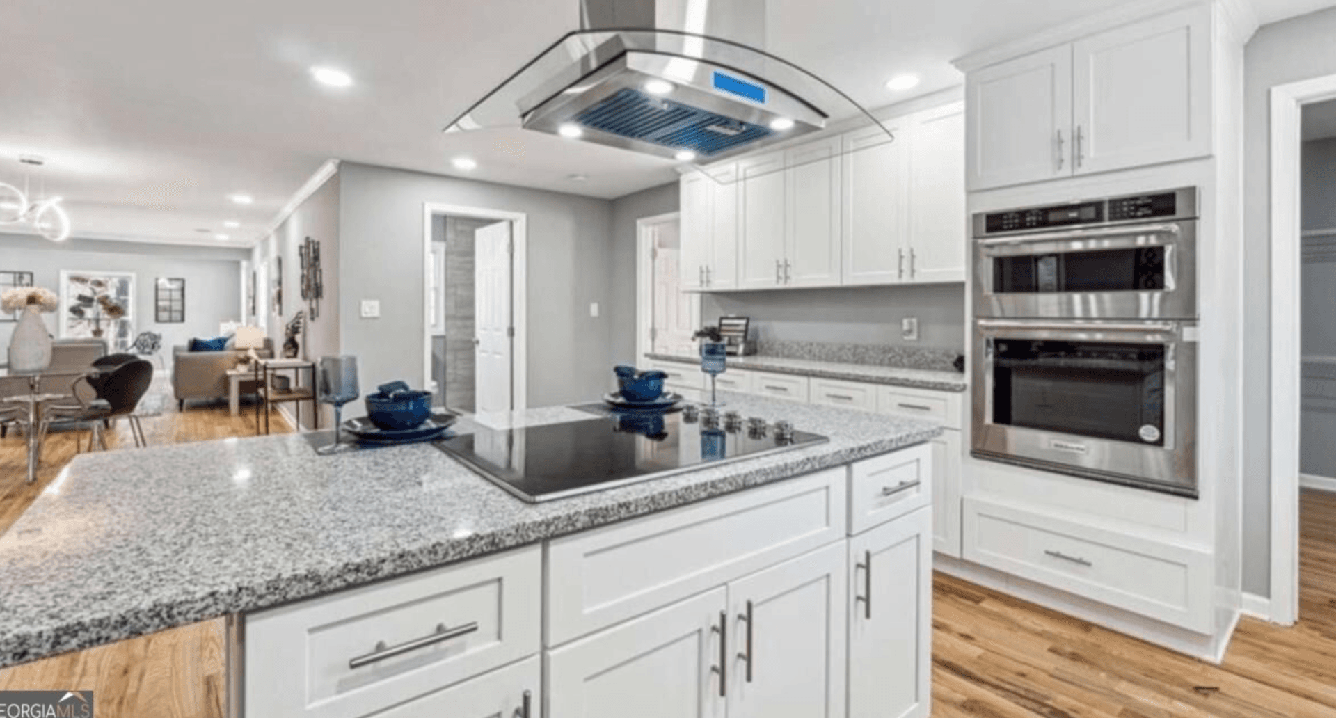 College Park House: 3482 Atlanta St