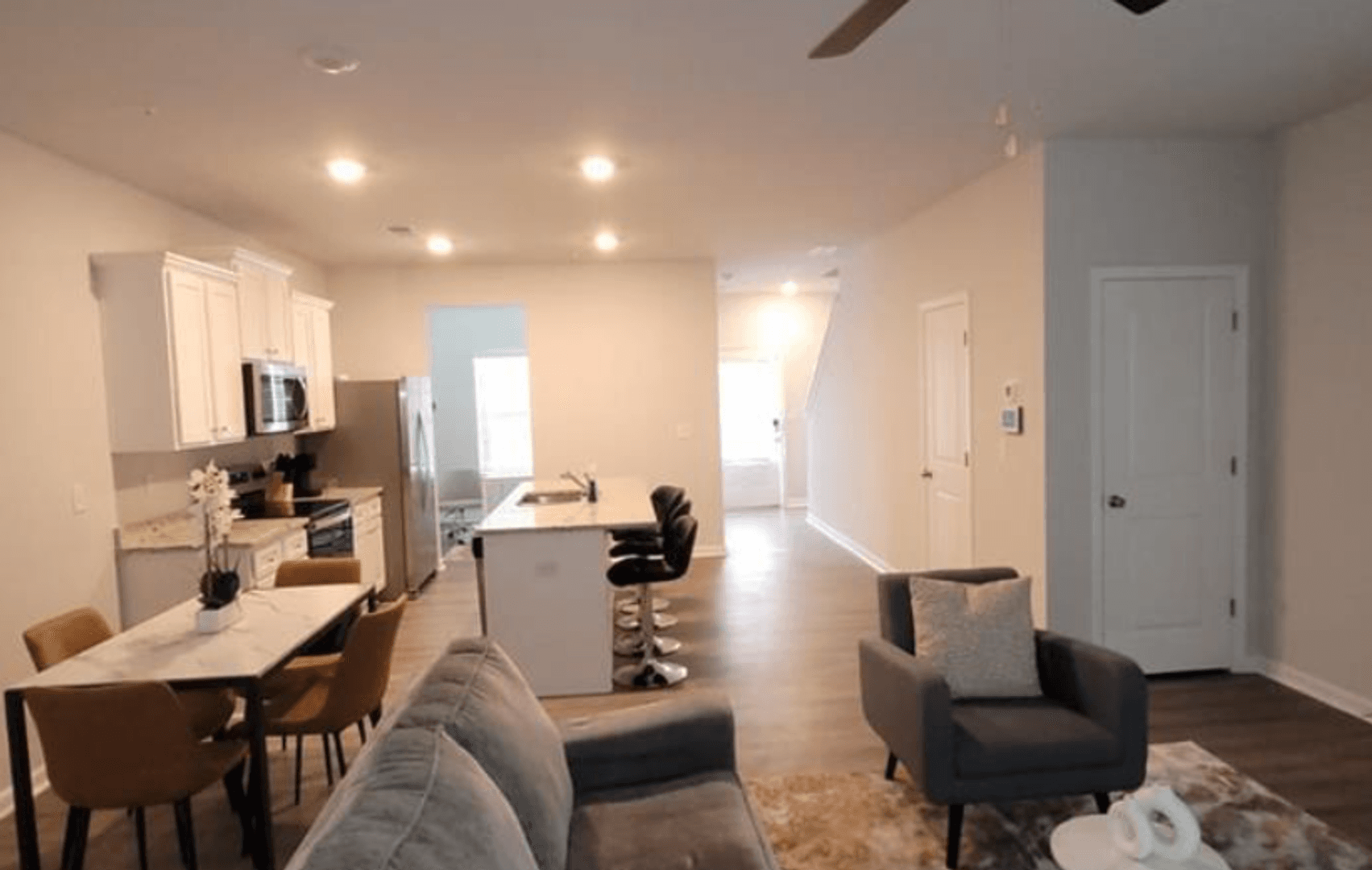 Union City House: 4333 Shafer Ct