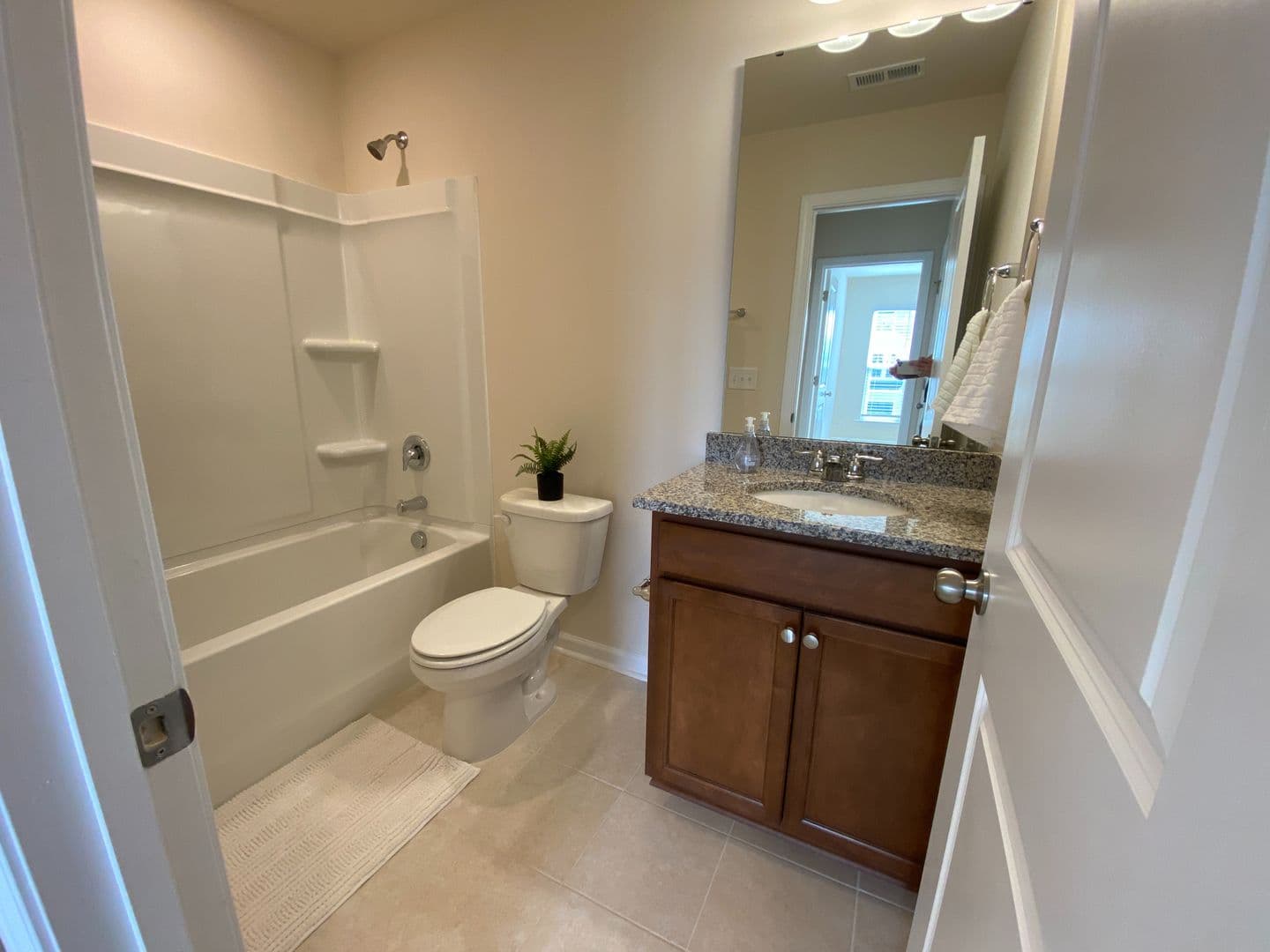 Durham House: 88 Whitesell Way