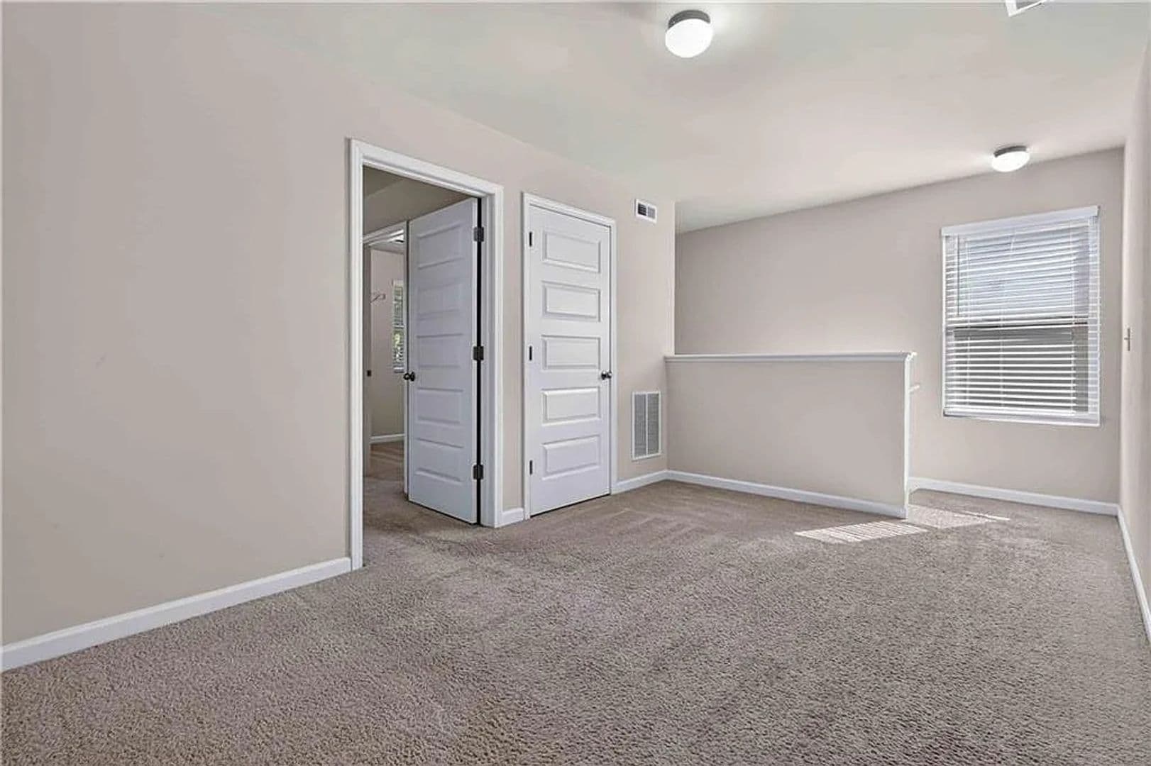 Atlanta House: 3744 Hampshire Walk SW