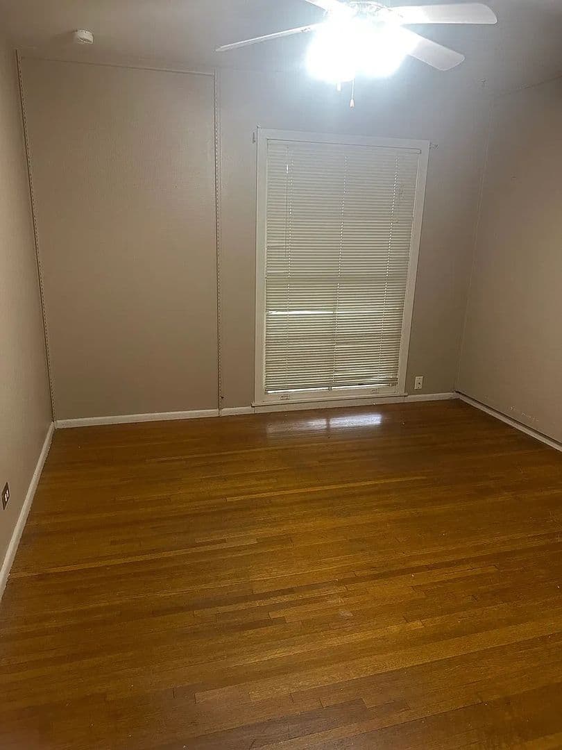 San Antonio House: 1203 Arroya Vista Dr