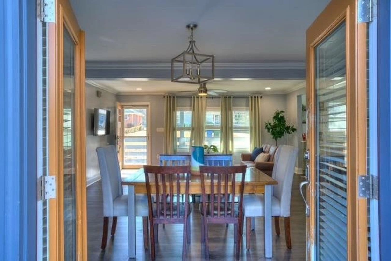 Atlanta House: 2225 Baker Terrace NW