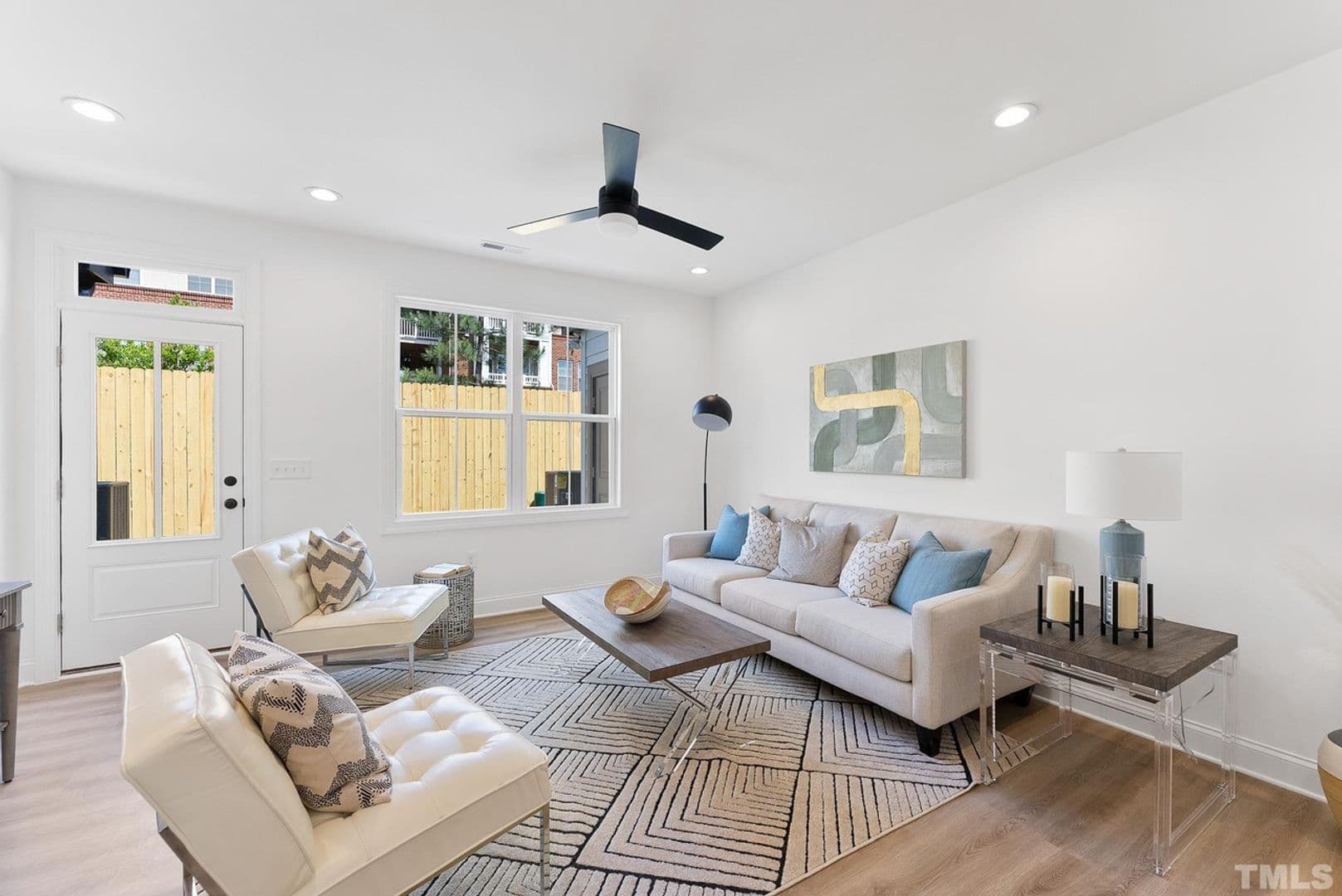 Raleigh House: 8611 Brushfoot Wy