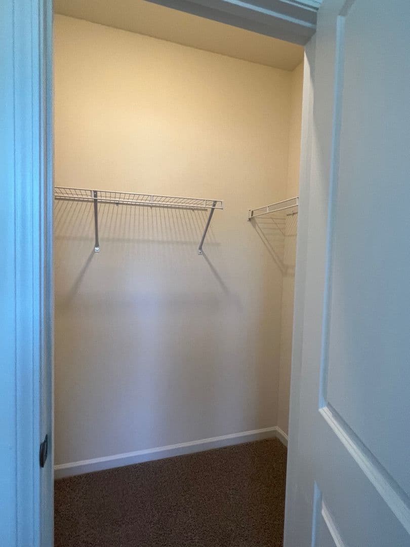 Harrisburg House: 5708 Rivulet Wy