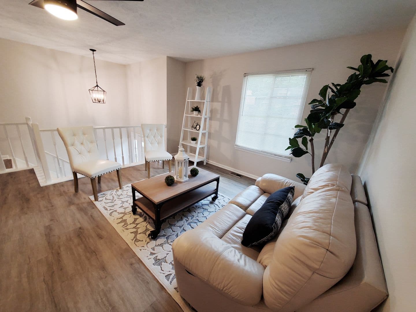 Raleigh House: 2824 Henslowe Dr