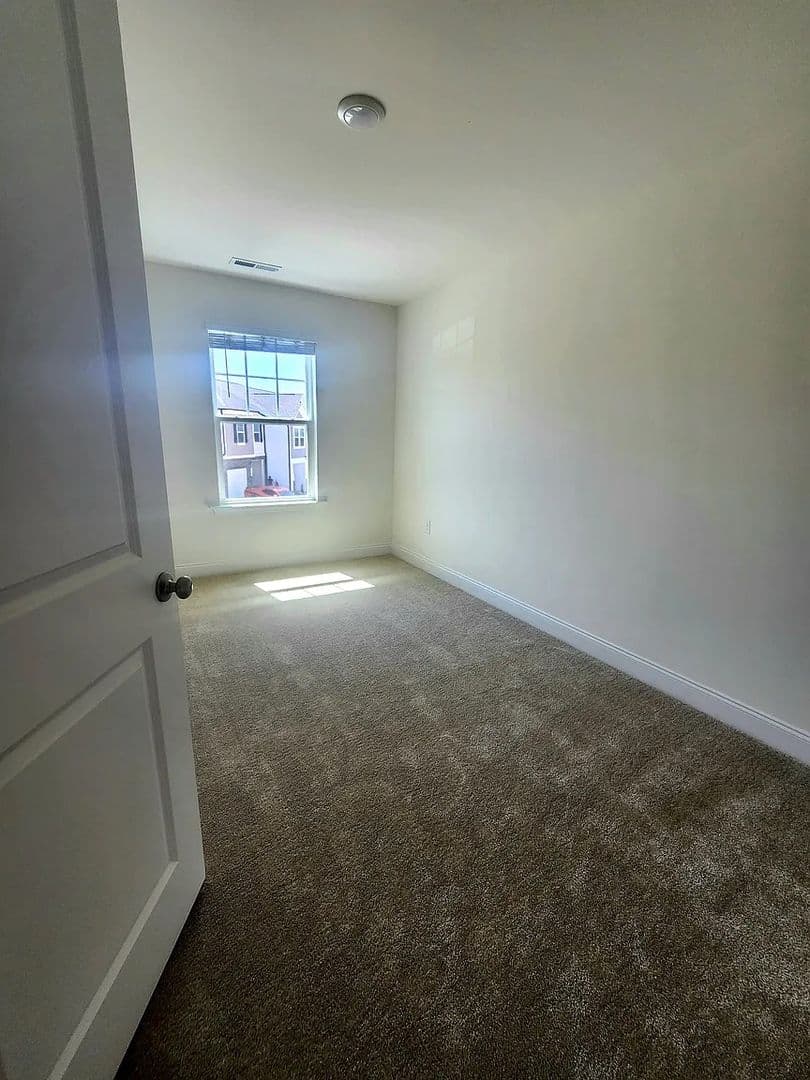 Raleigh House: 4919 Caddis Bnd