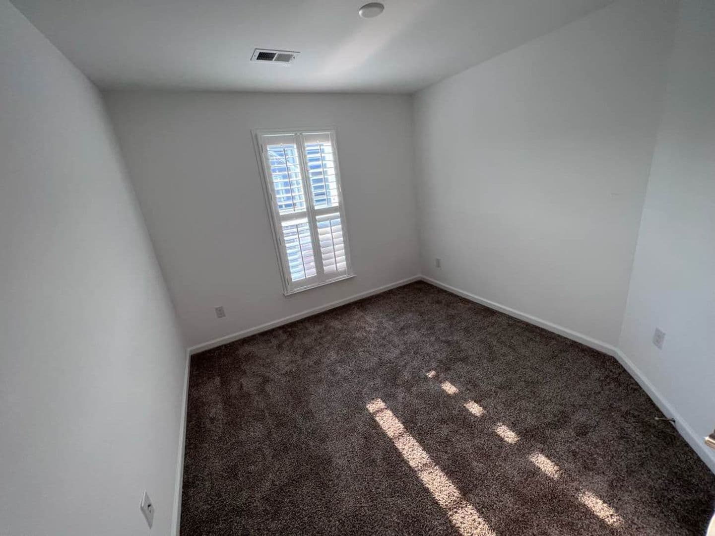 Charlotte House: 22047 Lani Dr