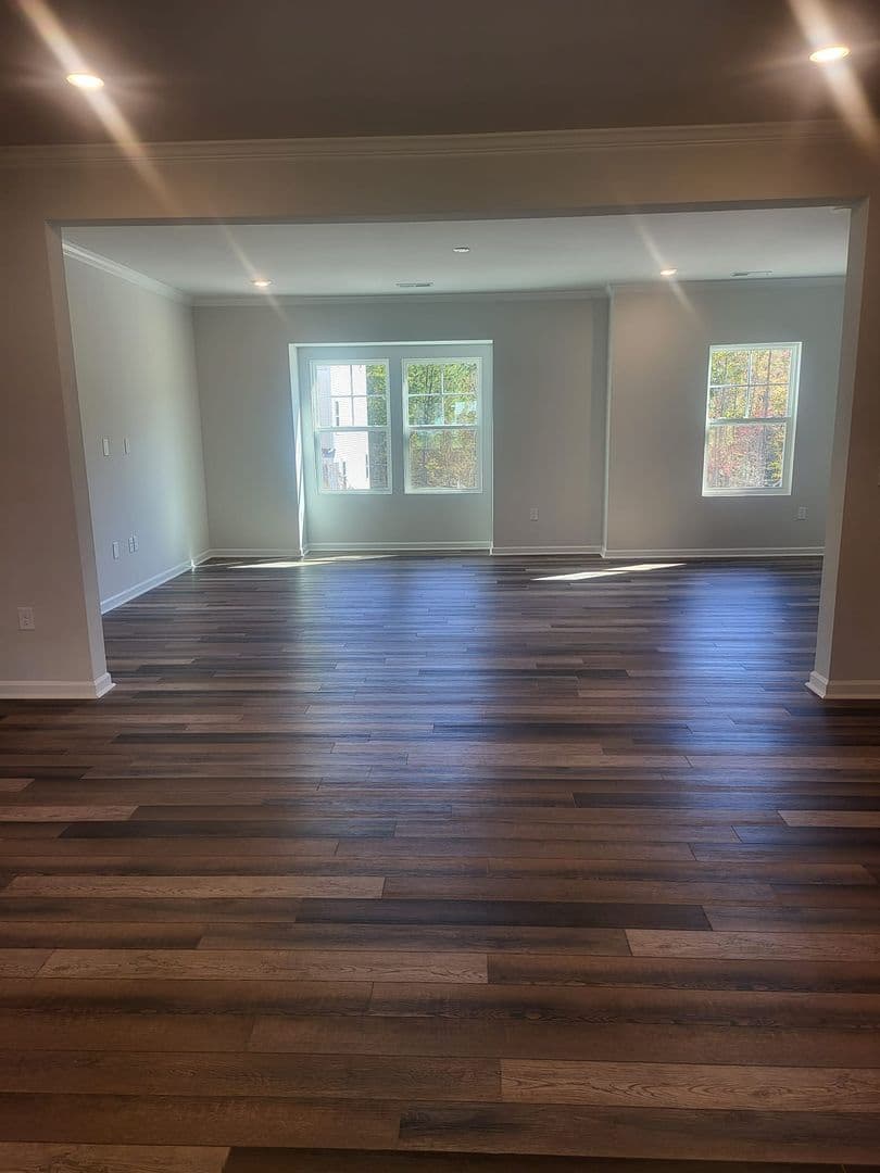 Durham House: 3048 Castle Loch Ln
