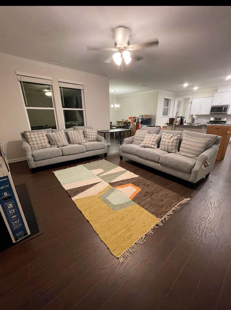 Raleigh House: 729 Moonbeam Dr