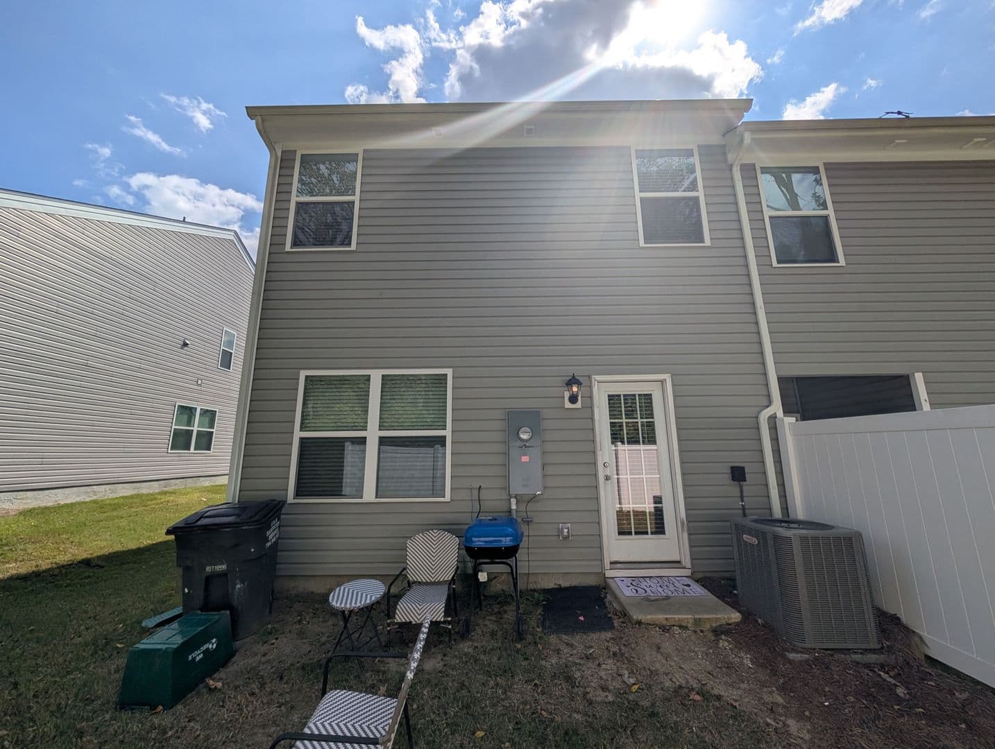 Charlotte House: 7022 North Mills Rd