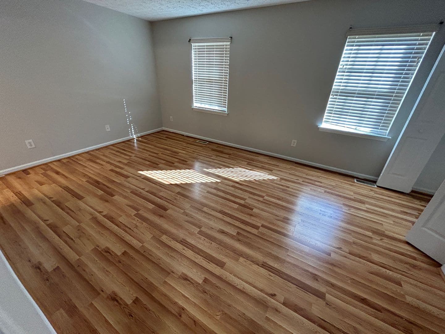 Raleigh House: 7113 Beaverwood Dr