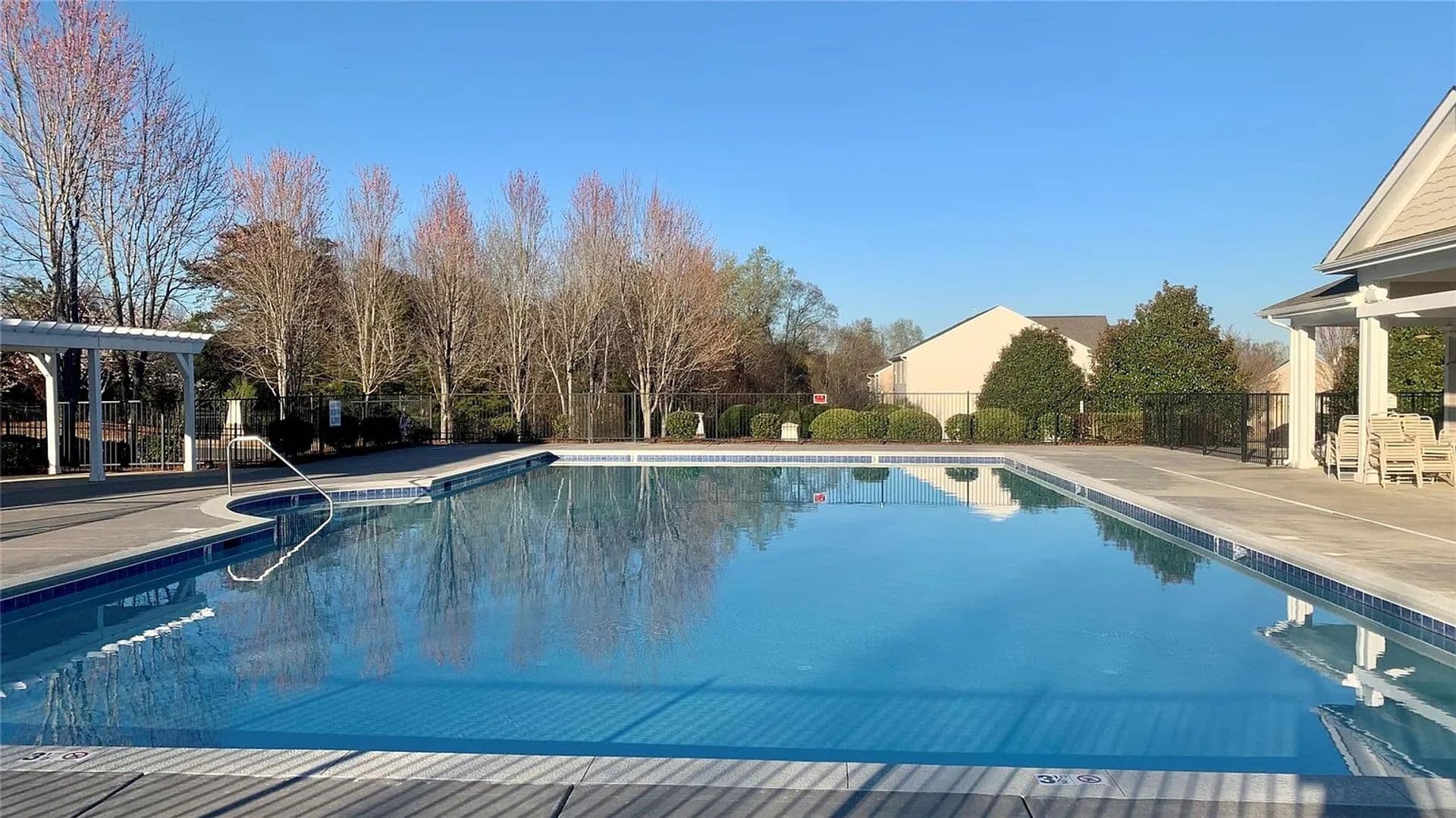 Pineville House: 14420 Green Birch Dr