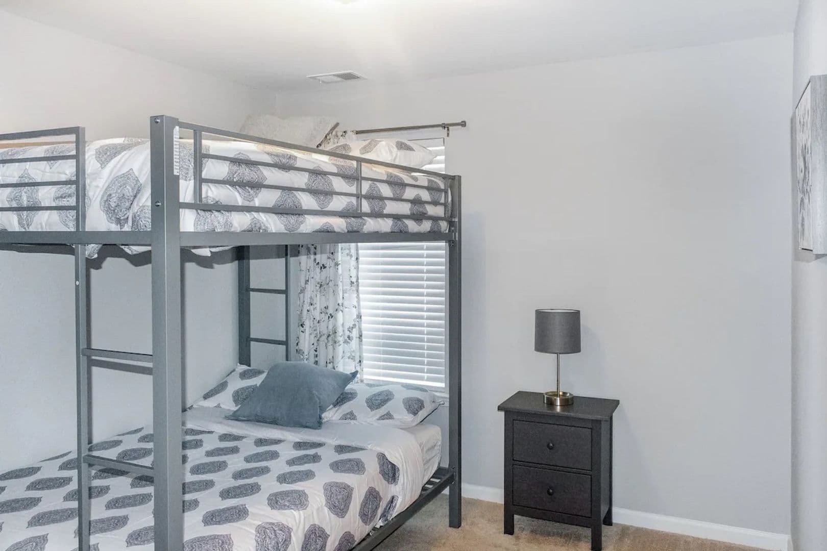 East Point House: 3196 Laurel Ridge Cir